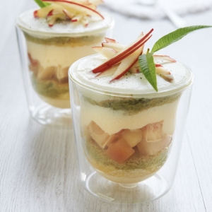 Matcha Tea-ramisu with Miss Chef® Apples